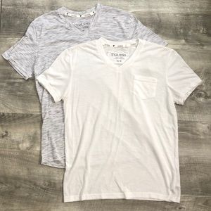 ‼️2 for 1‼️ Guess V-neck Tees with Pockets